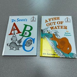 Set of 2 children’s books